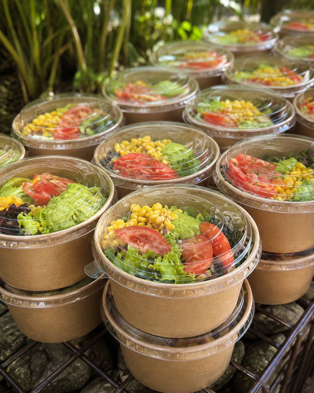 Catering eventos de empresa en Medellín estaciones de café y bocados panadería pasabocas lunch box Chef Bakery (16)
