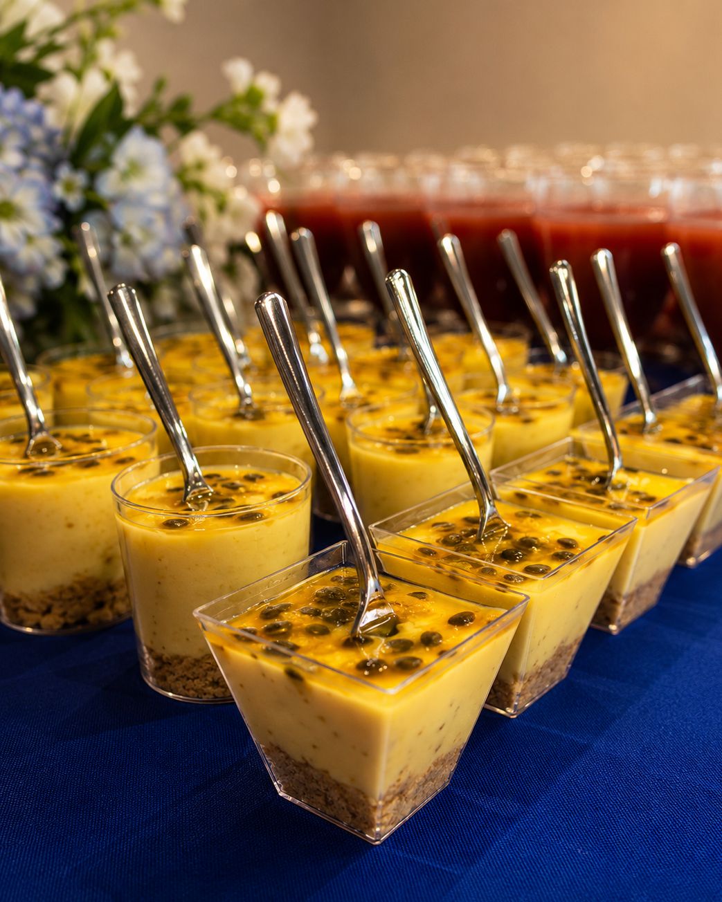 Catering eventos de empresa en Medellín estaciones de café y bocados panadería pasabocas lunch box Chef Bakery (29)